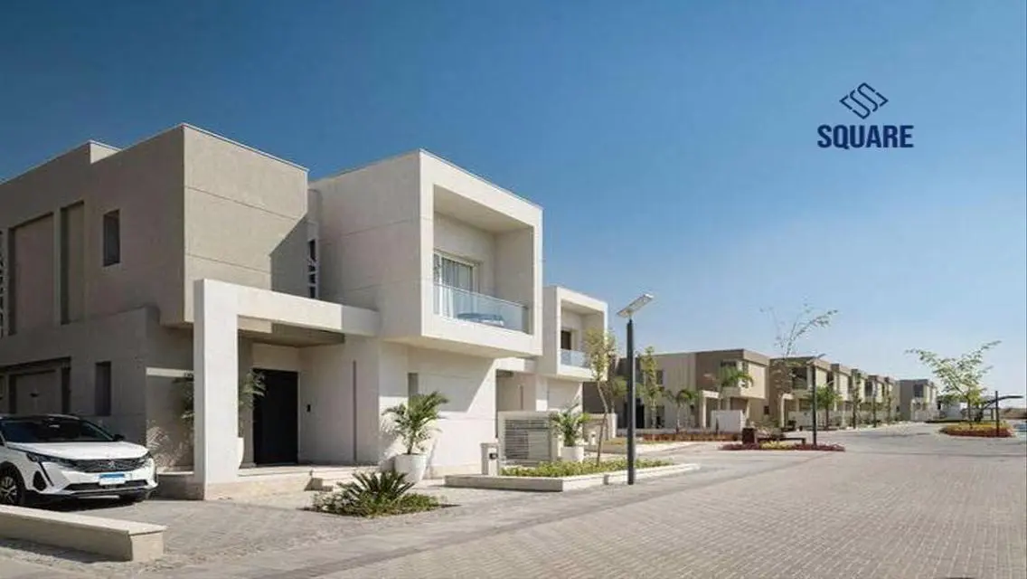 Resale Townhouse the Best Location In Badya inst