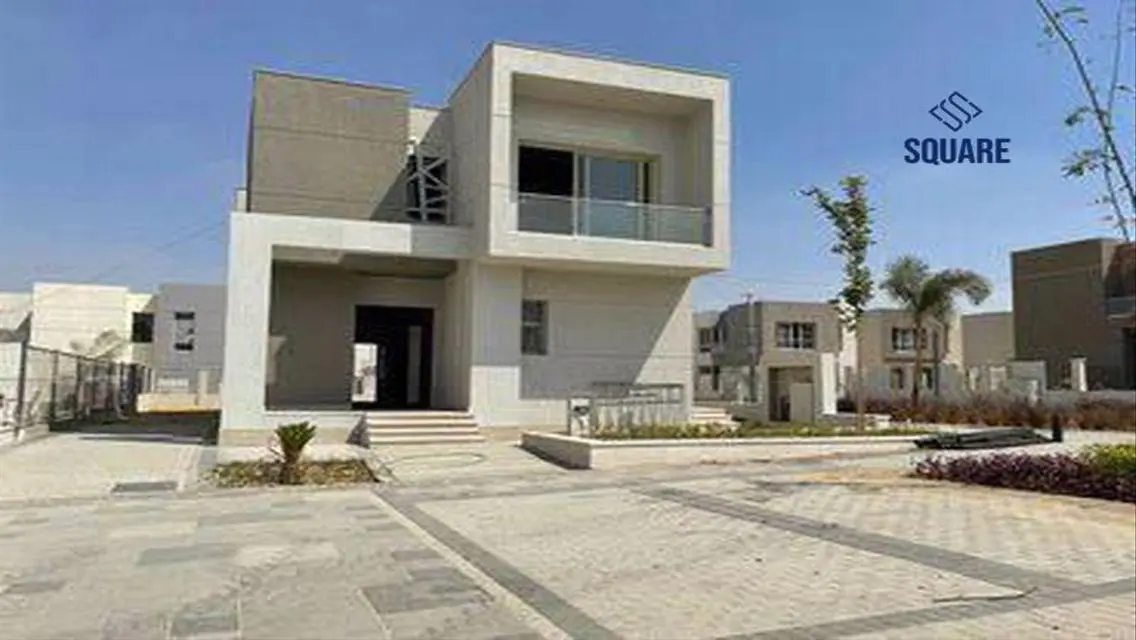 Resale Townhouse the Best Location In Badya inst