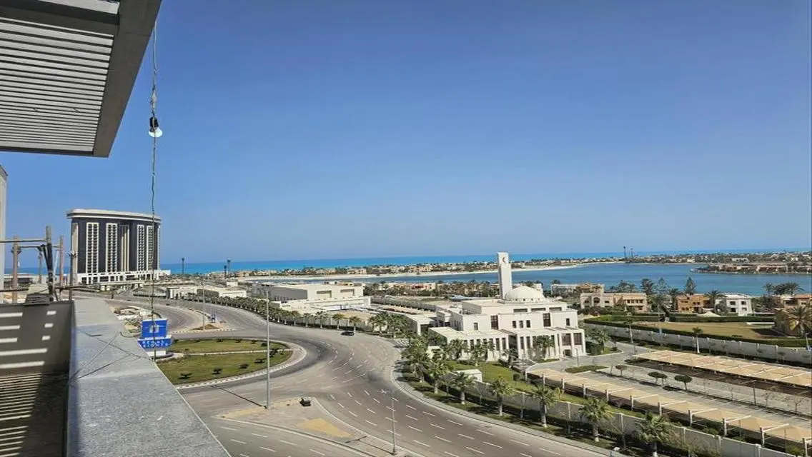 فيلات فاخرة للبيع في Mazrine - استمتع بحياة الرفاهية