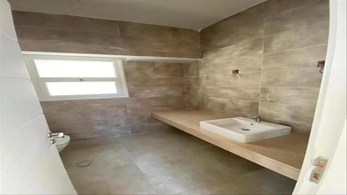 Luxury Villa with Private Balcony and Garden