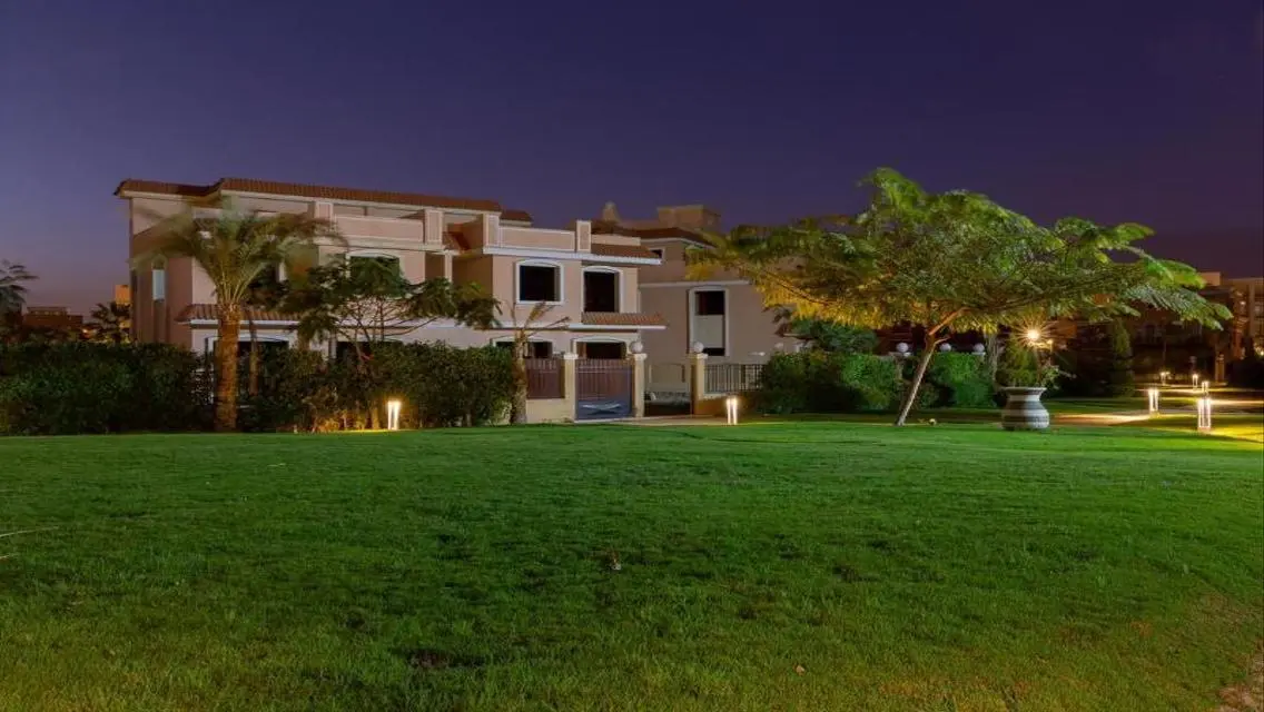 Standalone villa 450m RTM in front of madinaty