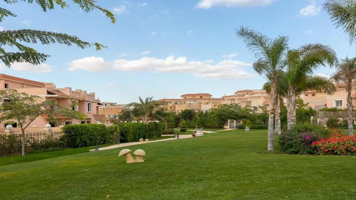 Standalone villa 450m RTM in front of madinaty