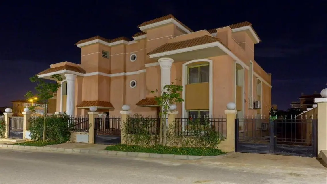 Standalone villa 450m RTM in front of madinaty