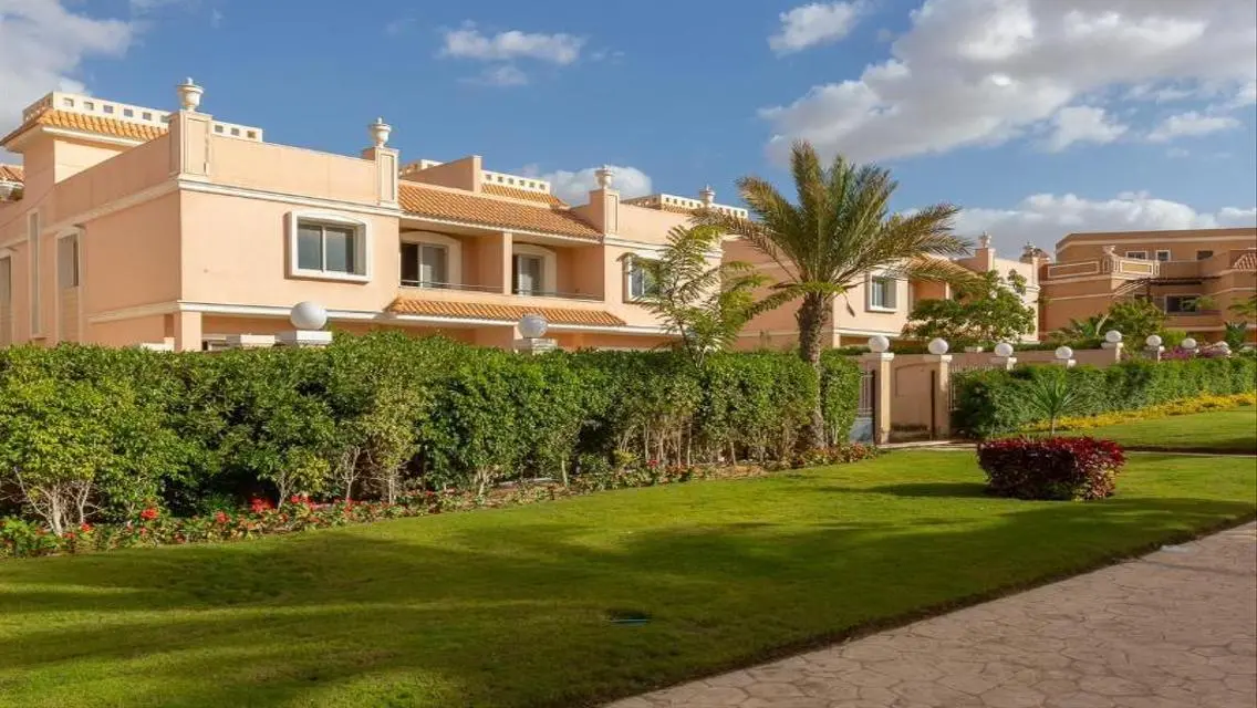 Standalone villa 450m RTM in front of madinaty