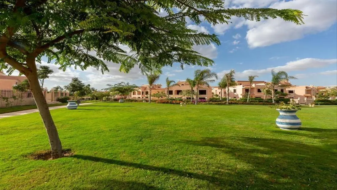 Villa for immediate delivery open view 400m garden