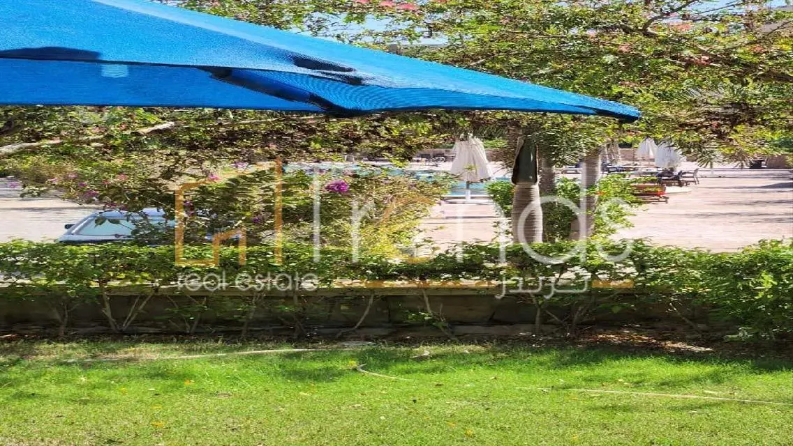 Chalet with Garden Fully Furnished Ready to move