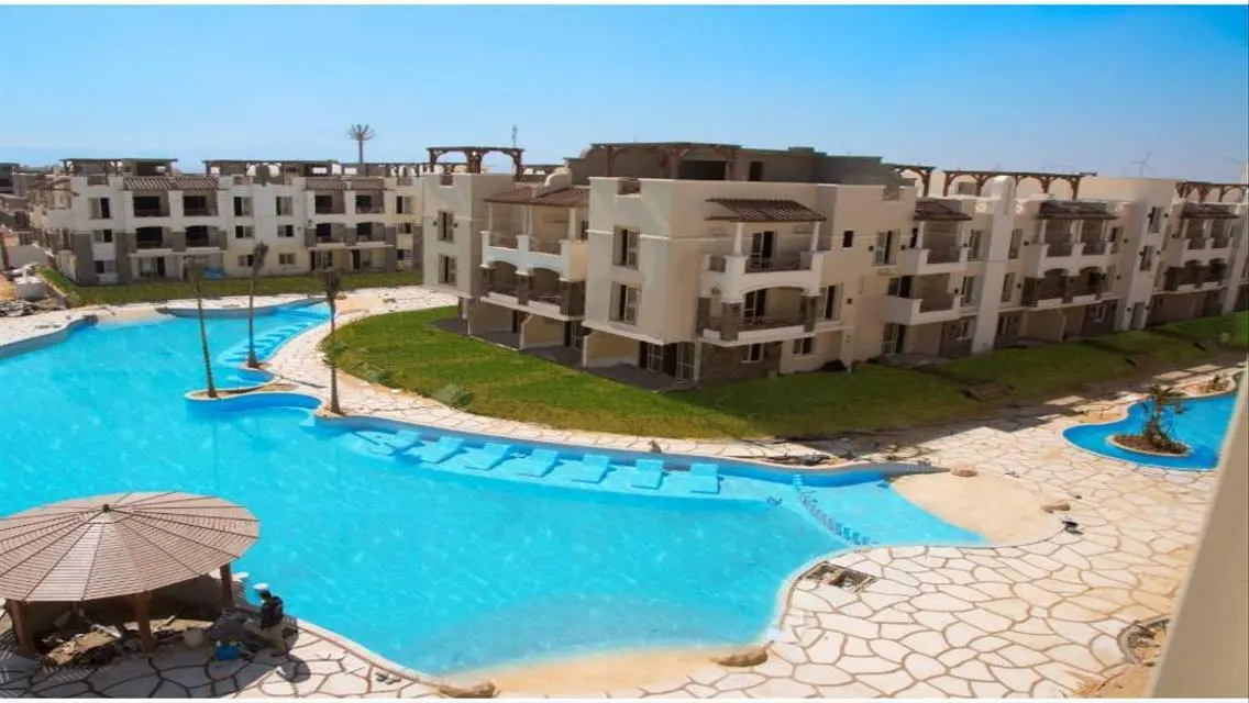 For sale 3BR chalet +roof / finished+AC / 40% dis.