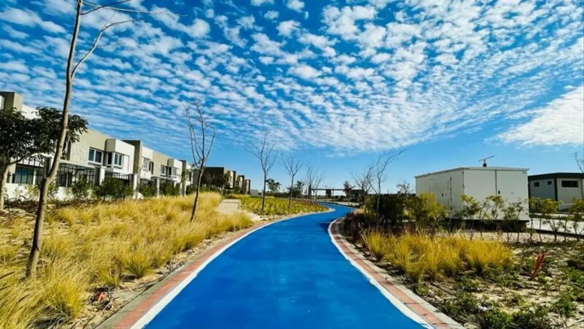 Luxury Middle Townhouse in Badya Palm Hills