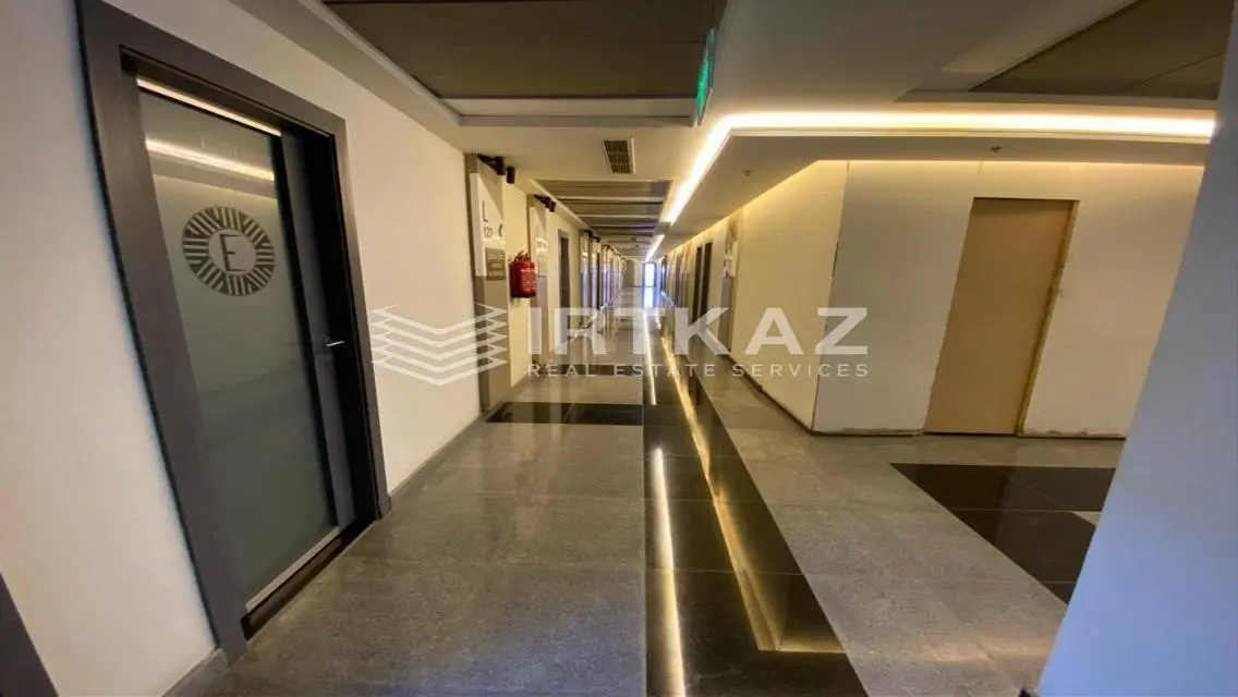 Office Fully Finished Special Price in Elegantry