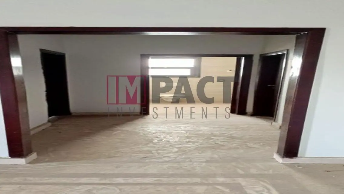 Receive a 240m2 super deluxe apartment with a key