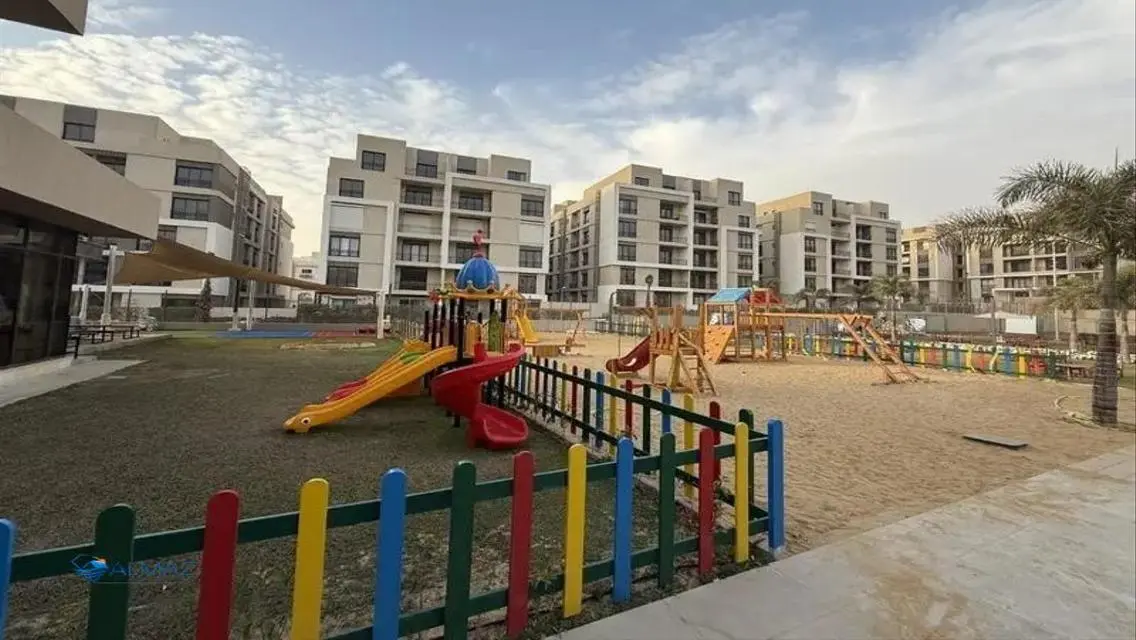 شقه للايجار بكمبوند فيفث اسكوير المراسم تجمع خامس