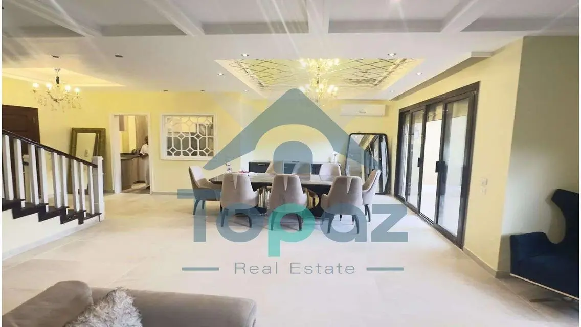 Duplex with garden For Sale Casa Beverly hills