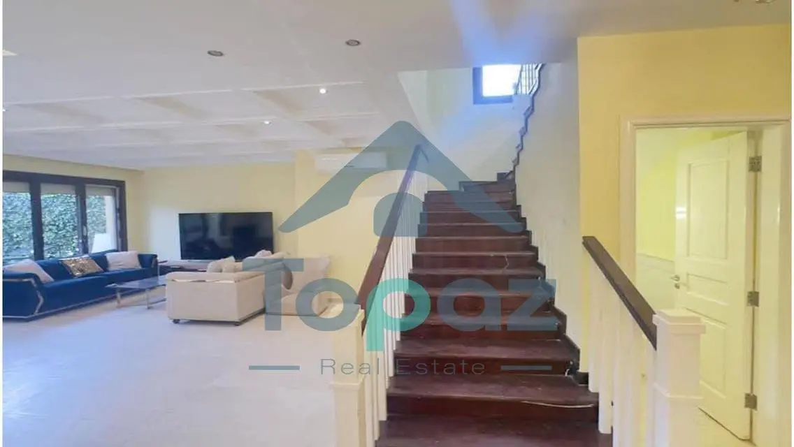 Duplex with garden For Sale Casa Beverly hills