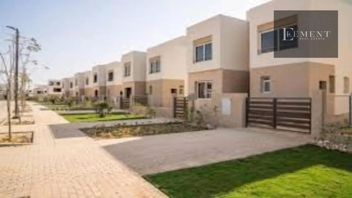 VILLA FOR SALE IN BADYA PALM HILLS OVER 12 YEARS