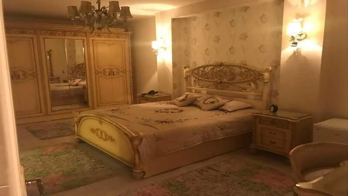 -١٨٠- شقة مميزة للبيع
