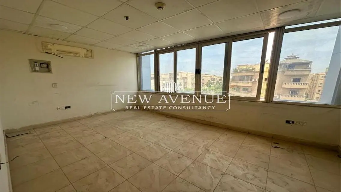 Office for rent at mahkama 2400m good opportunity