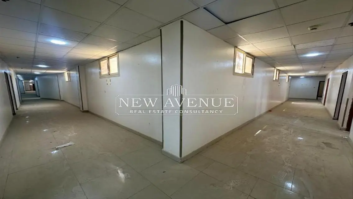 Office for rent at mahkama 2400m good opportunity