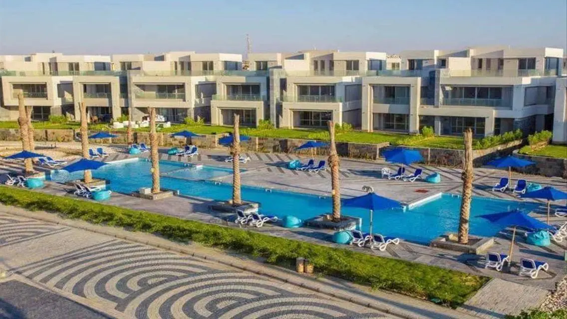 شاليه جاهز للسكن متشطب في لافيستا راس الحكمه