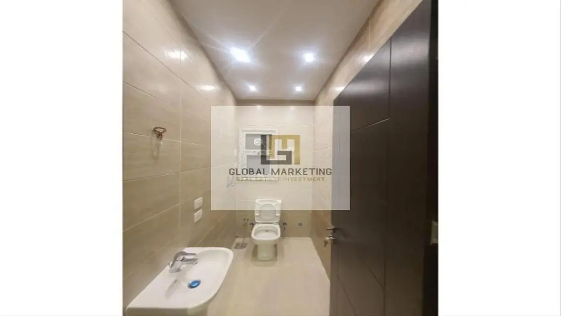 Office for sale (income property) 139m on 90th