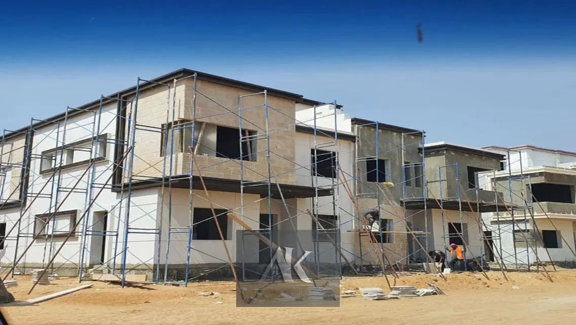 One Of A Kind Twin House 305m Double View- Azzar 1