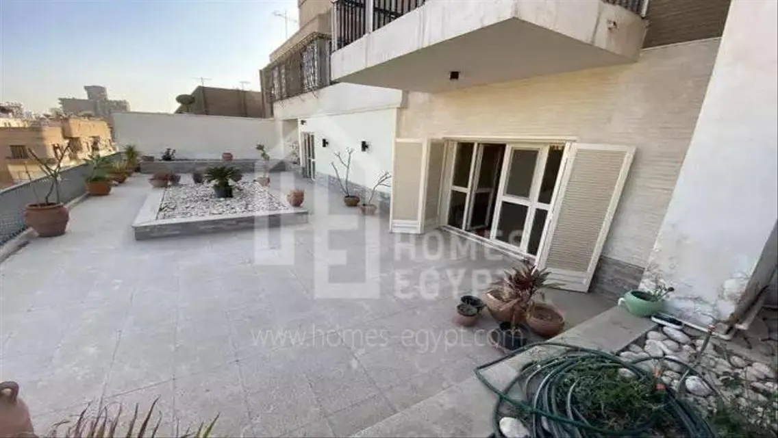 Semi Furnished Bright Penthouse for Rent Zamalek