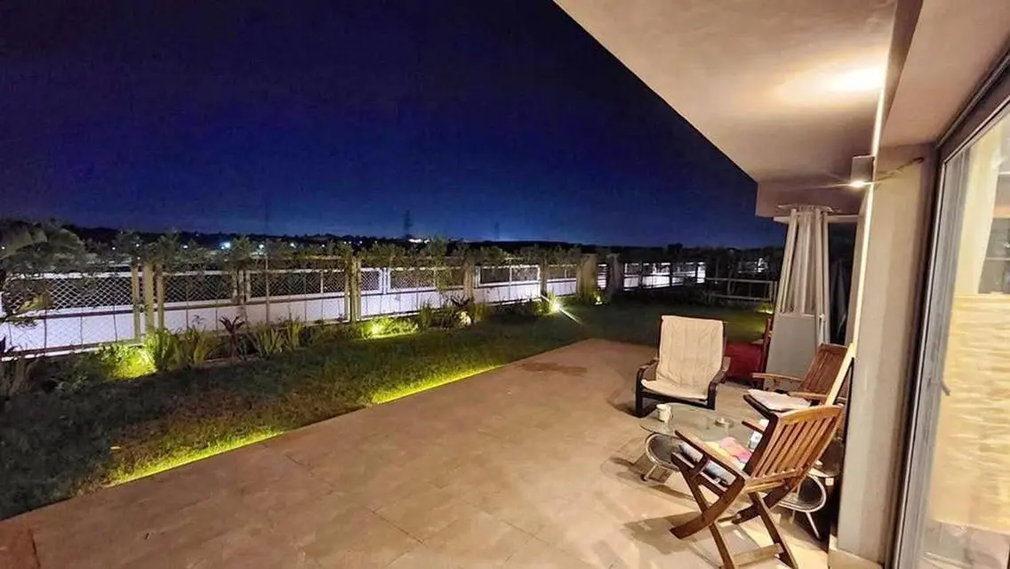 Apartment For Sale in Joulz Near Mountain View