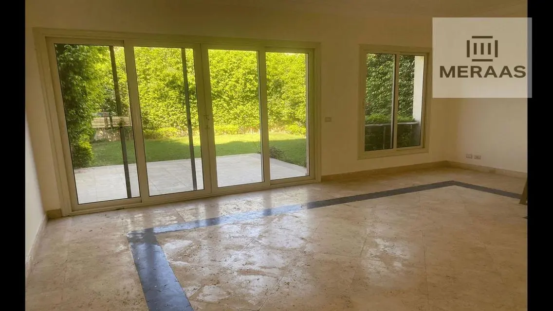 Immediate receipt of a 284 m² villa, fully furnish