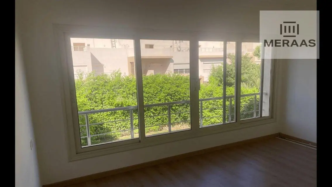 Immediate receipt of a 284 m² villa, fully furnish