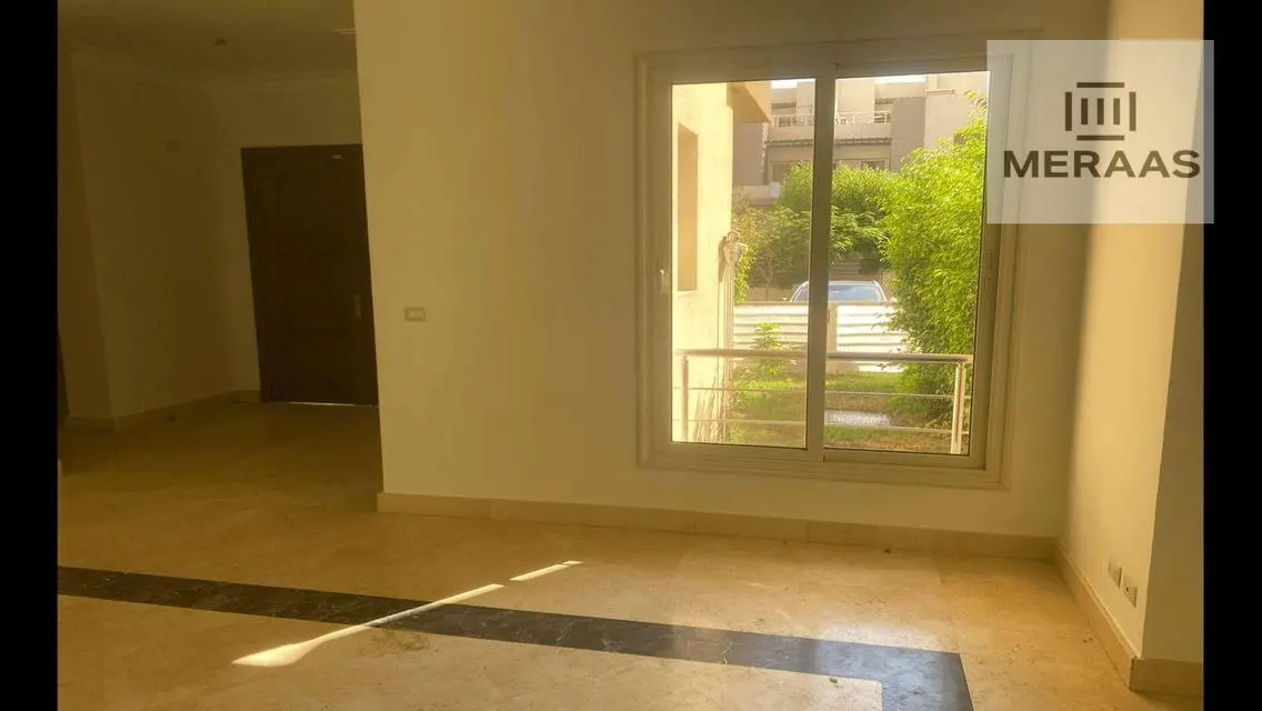 Immediate receipt of a 284 m² villa, fully furnish