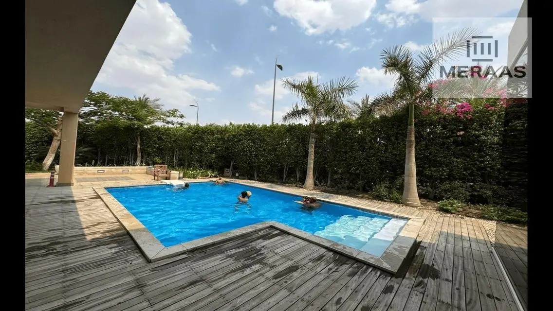 Immediate receipt of a 284 m² villa, fully furnish