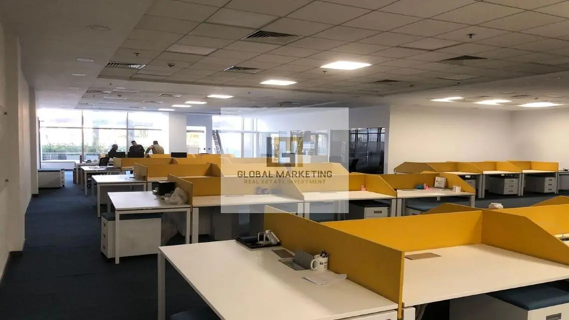 Finished office for rent 950m on North 90th