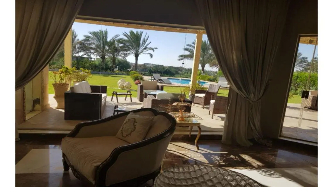 Villa for rent furnished in Katameya Dunes