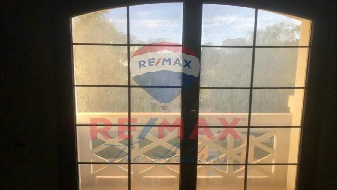 Villa for sale - ready to move - at Hyde Park