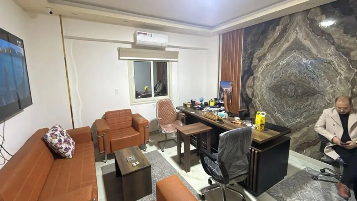 For sale, a very special apartment in the Seventh 