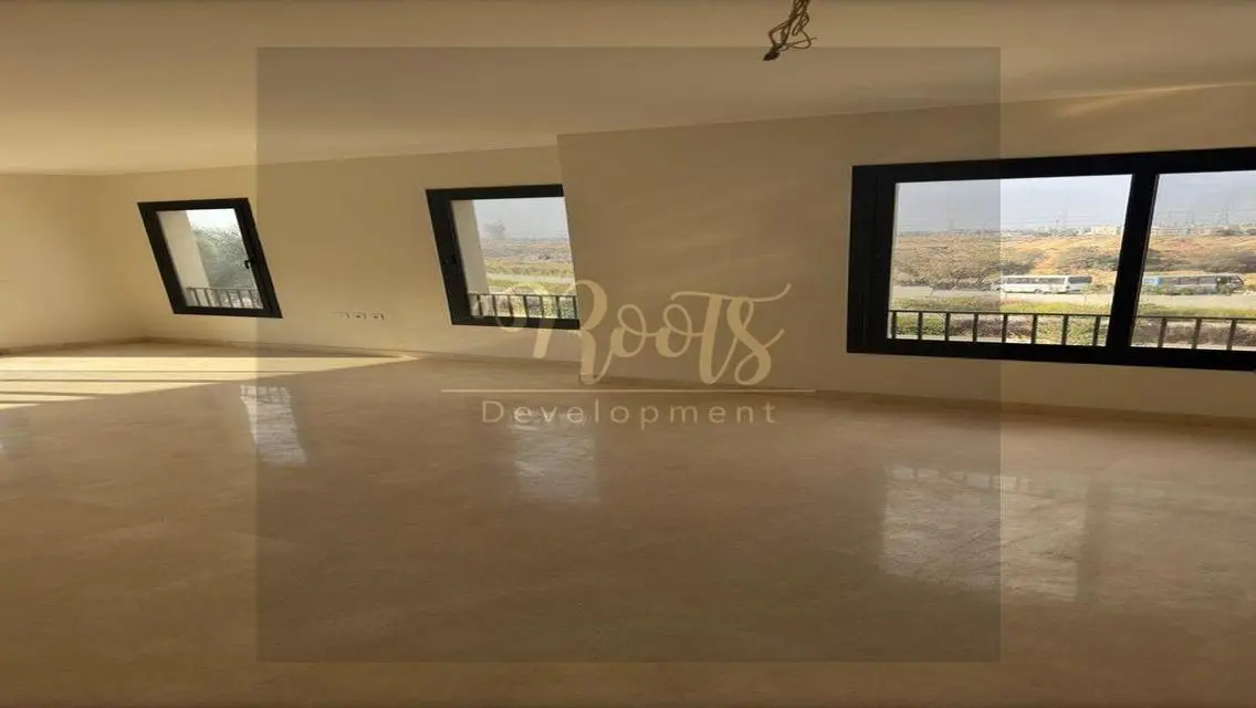 Apartment in Prime Location, Fully finished w AC/s
