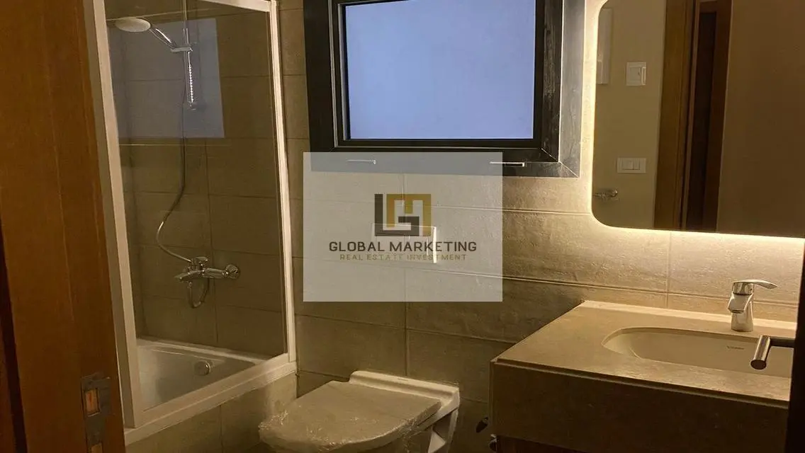 Ground floor apartment with garden for rent