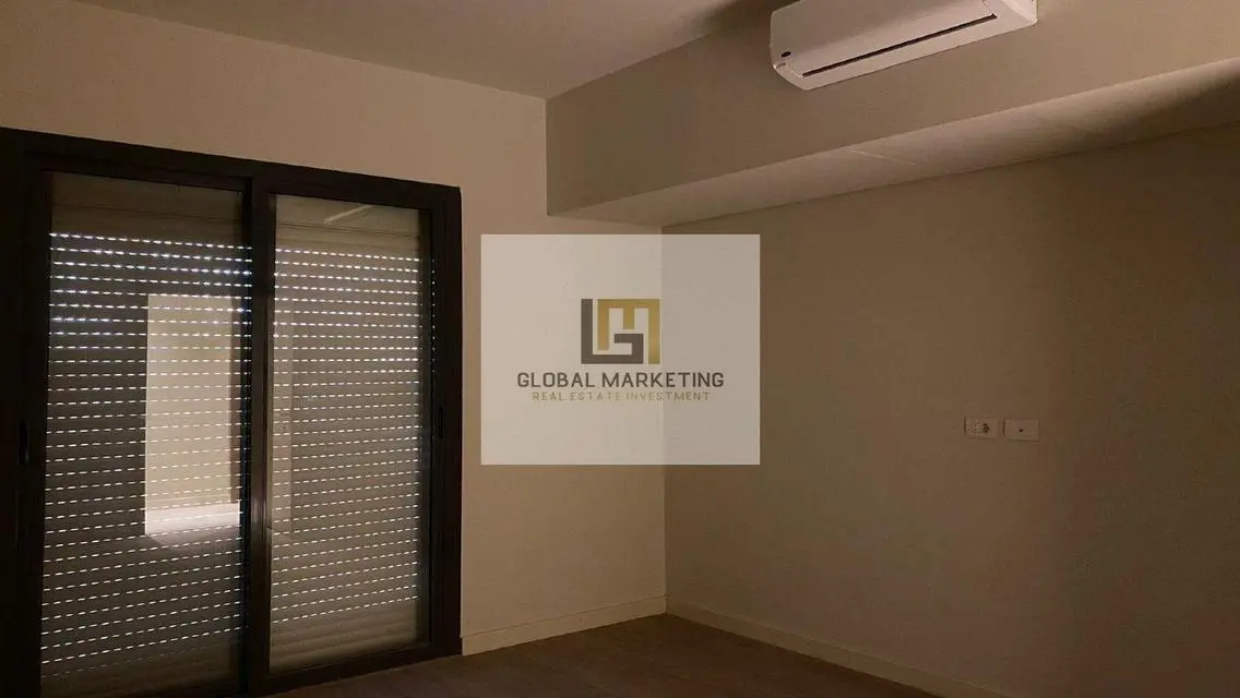 Ground floor apartment with garden for rent