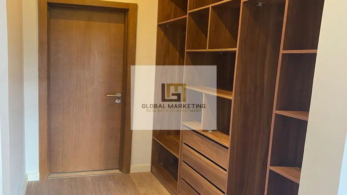 Ground floor apartment with garden for rent