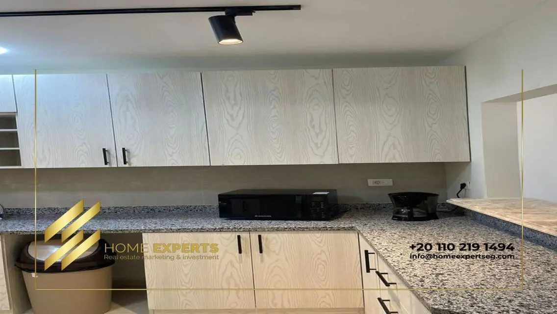 Unique furnished apartment for rent at Lake view