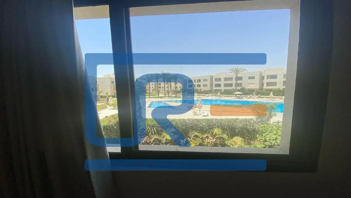 شاليه غرفتين بسعر مميز وعلى اكبر حمام سباحه بأزها