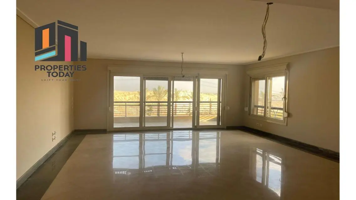 flat 237 sqm super deluxe finishing ACs &amp; kitchen