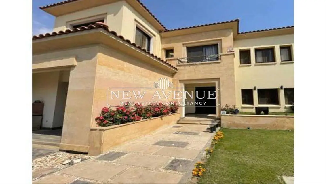 Luxurious Villa for Sale in a Prime Location