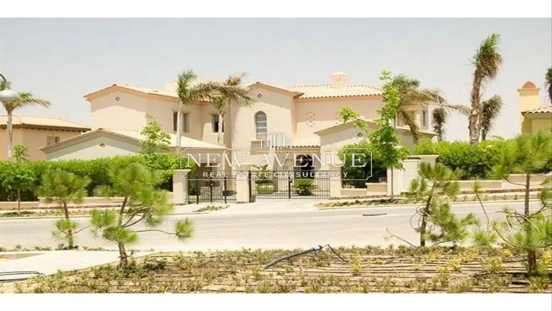 Luxurious Villa for Sale in a Prime Location