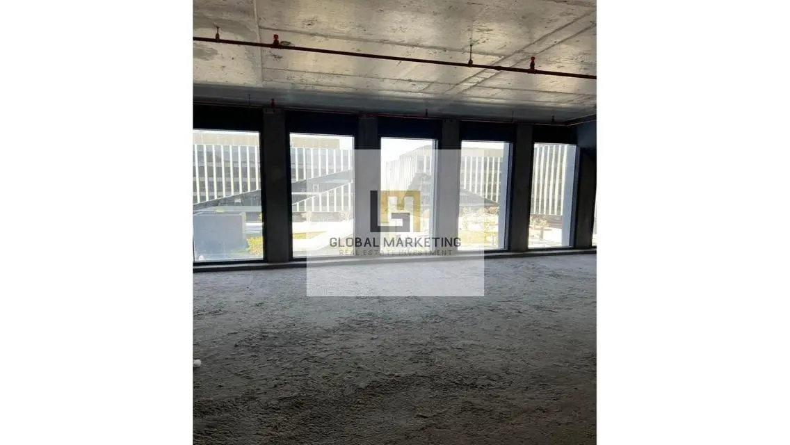 Elegant Office space for Rent 495m best location