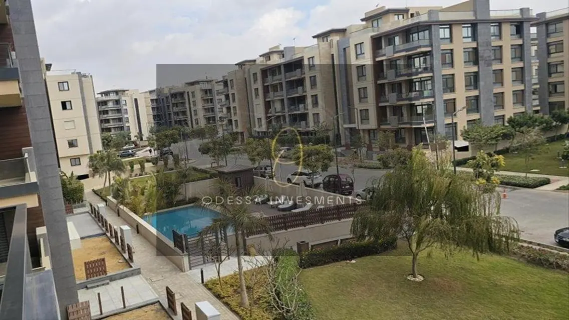 Apartment for rent in Azad Compound