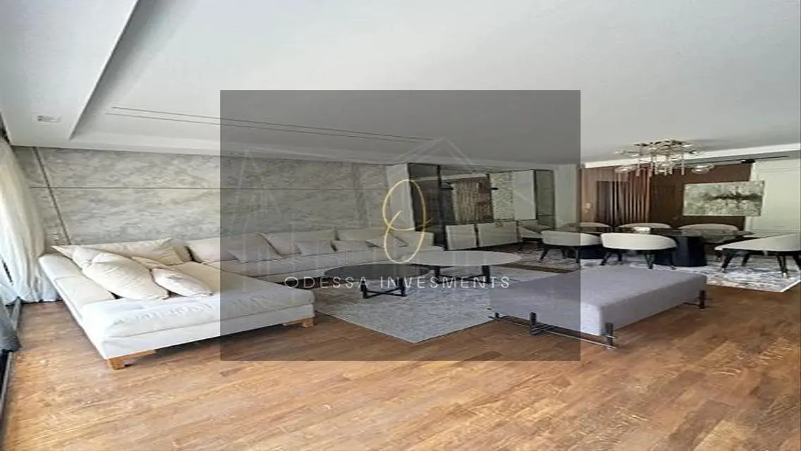Apartment for rent in Azad Compound