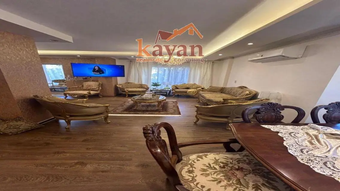 للبيع شقة 175م بتشطيبات خاصة  B7  فى مدينتى