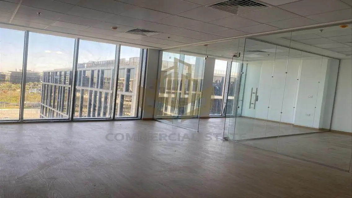 Finished Office at CFC 96m for Rent-New Cairo