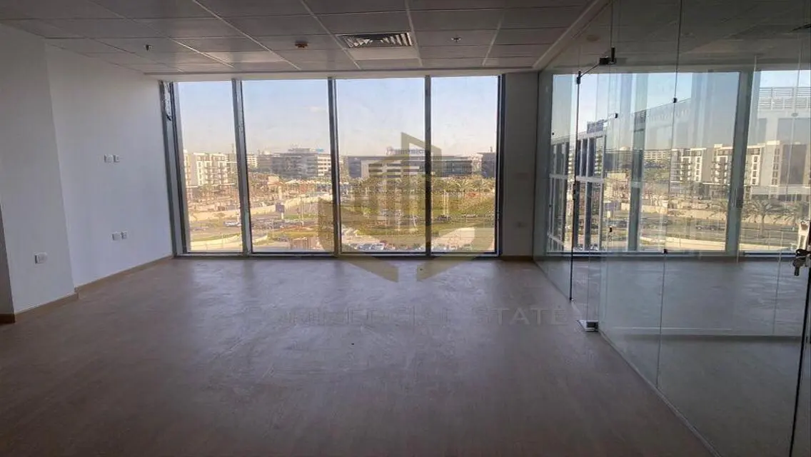 Finished Office at CFC 96m for Rent-New Cairo