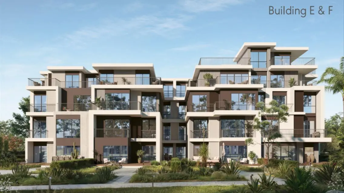Modern Middle Townhouse – Ultra Flex Payment Plan!